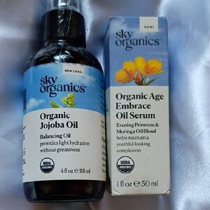 Organic Jojoba Oil - Balancing Oil with Black Cap